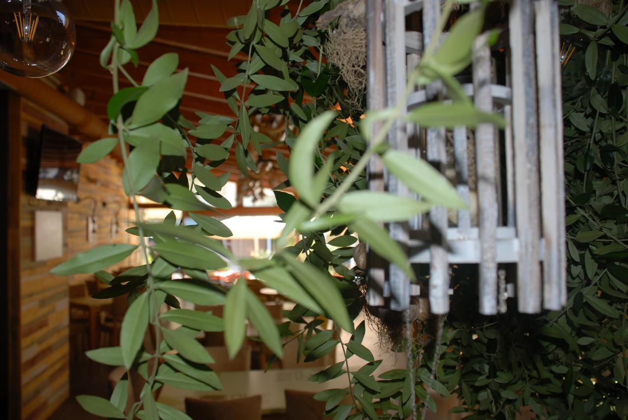 Olive Tree Hotel Sarande Exterior photo